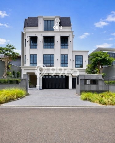Jual Rumah Luas Elegan Dengan View Cantik di Senopati, Jakarta Selatan Jual Rumah Luas Elegan Dengan View Cantik di Senopati, Jakarta Selatan