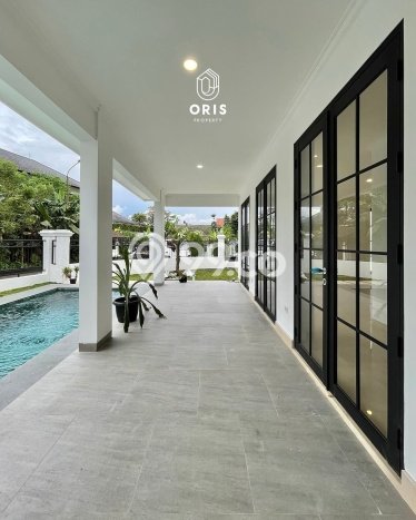 Rumah Luxury Modern Siap Huni di Lebak Bulus Jakarta Selatan Rumah Luxury Modern Siap Huni di Lebak Bulus Jakarta Selatan