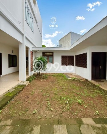 For Sale Rumah Elit Exclusive di Menteng, Jakarta Pusat For Sale Rumah Elit Exclusive di Menteng, Jakarta Pusat