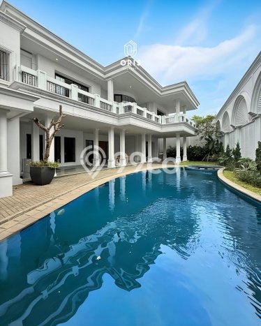 Dijual Rumah Luas Elegan Dengan View Eksklusif di Pondok Indah, Jakarta Selatan Dijual Rumah Luas Elegan Dengan View Eksklusif di Pondok Indah, Jakarta Selatan