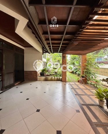 Rumah Elit LB 380m2 Siap Pakai Desain Elegan di Lebak Bulus, Jakarta Selatan Rumah Elit LB 380m2 Siap Pakai Desain Elegan di Lebak Bulus, Jakarta Selatan