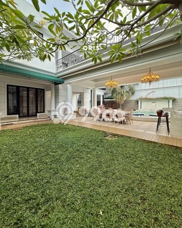 Dijual Rumah Premium dengan Fasilitas Sekitar Lengkap di Kemang, Jakarta Selatan Dijual Rumah Premium dengan Fasilitas Sekitar Lengkap di Kemang, Jakarta Selatan