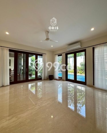 Rumah Elit LB 500m2 Siap Pakai Desain Elegan di Pejaten, Jakarta Selatan Rumah Elit LB 500m2 Siap Pakai Desain Elegan di Pejaten, Jakarta Selatan