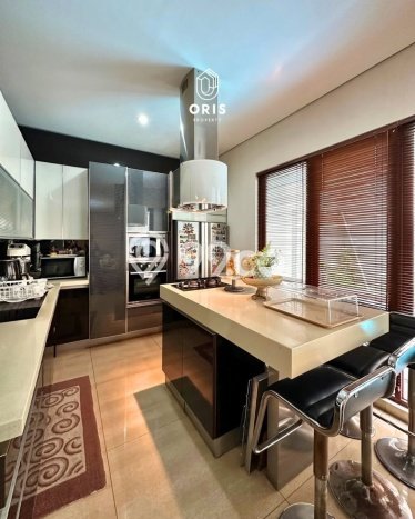 Rumah Elit LB 500m2 Siap Huni Desain Elegan di Pondok Indah, Jakarta Selatan Rumah Elit LB 500m2 Siap Huni Desain Elegan di Pondok Indah, Jakarta Selatan