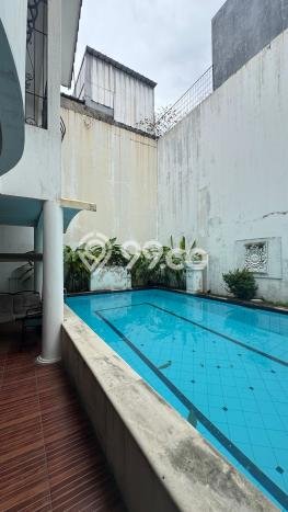 Rumah Elit LB 400m2 Siap Huni Desain Elegan di Senopati, Jakarta Selatan Rumah Elit LB 400m2 Siap Huni Desain Elegan di Senopati, Jakarta Selatan