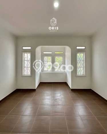 Rumah Luxury Modern Siap Huni di Bintaro Tangerang Selatan Rumah Luxury Modern Siap Huni di Bintaro Tangerang Selatan