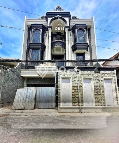 Dijual Rumah Luas Elegan Dengan View Cantik di Pejaten, Jakarta Selatan Dijual Rumah Luas Elegan Dengan View Cantik di Pejaten, Jakarta Selatan