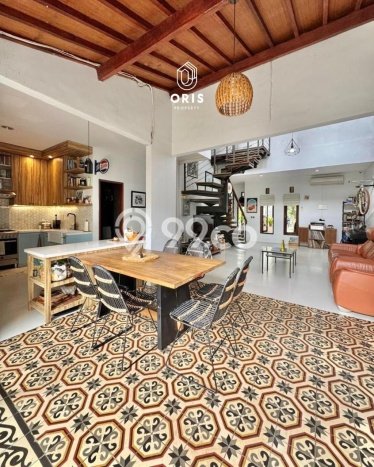 Hunian Mewah Siap Huni LT 184m2 di Jagakarsa, Jakarta Selatan Hunian Mewah Siap Huni LT 184m2 di Jagakarsa, Jakarta Selatan
