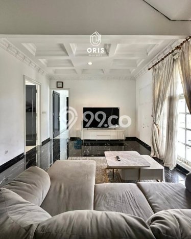 Siap Huni Rumah Mewah 4 Kamar di Kebayoran Lama Dekat ke Mana Saja Siap Huni Rumah Mewah 4 Kamar di Kebayoran Lama Dekat ke Mana Saja
