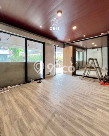 Jual Rumah Luas Megah Dengan View Eksklusif di Pondok Indah, Jakarta Selatan Jual Rumah Luas Megah Dengan View Eksklusif di Pondok Indah, Jakarta Selatan