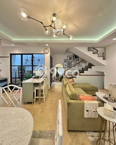 Rumah Elit LB 235m2 Siap Pakai Desain Elegan di Pejaten, Jakarta Selatan Rumah Elit LB 235m2 Siap Pakai Desain Elegan di Pejaten, Jakarta Selatan