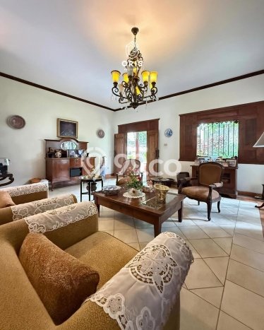 Rumah Elit Modern Tanpa Renovasi di Cipete Jakarta Selatan Rumah Elit Modern Tanpa Renovasi di Cipete Jakarta Selatan
