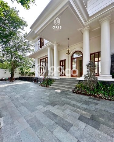 Jual Rumah Mewah Megah Dengan View Cantik di Kemang, Jakarta Selatan Jual Rumah Mewah Megah Dengan View Cantik di Kemang, Jakarta Selatan
