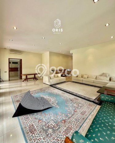 Jual Rumah Luas Elegan Dengan View Eksklusif di Kemang, Jakarta Selatan Jual Rumah Luas Elegan Dengan View Eksklusif di Kemang, Jakarta Selatan