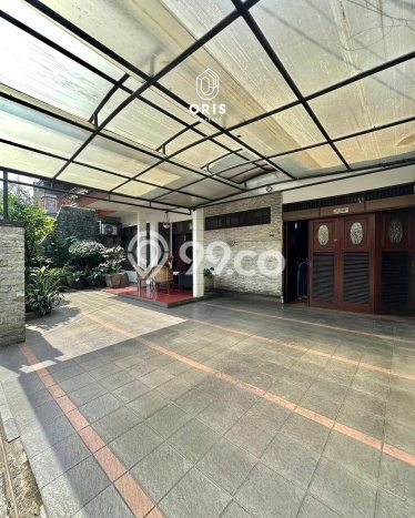 Rumah Modern LB/LT 300m2/208m2 Siap Huni Area Senopati, Jakarta Selatan Rumah Modern LB/LT 300m2/208m2 Siap Huni Area Senopati, Jakarta Selatan
