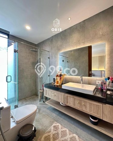 Siap Huni Rumah Mewah 0 Kamar di Pesanggrahan Dekat ke Mana Pun Siap Huni Rumah Mewah 0 Kamar di Pesanggrahan Dekat ke Mana Pun