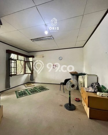 Hunian Mewah Siap Huni LT 852m2 di Kebayoran Baru, Jakarta Selatan Hunian Mewah Siap Huni LT 852m2 di Kebayoran Baru, Jakarta Selatan