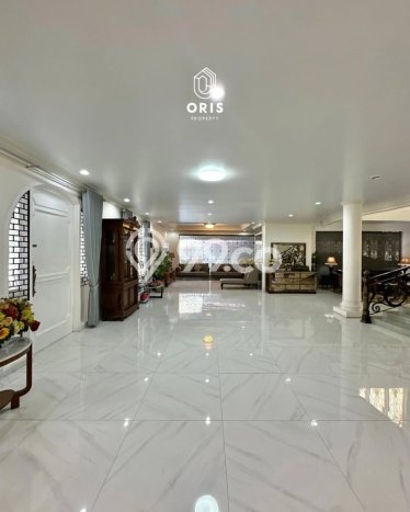 For Sale! Luxury House LT 1162m2 Desain Elegan di Cipete For Sale! Luxury House LT 1162m2 Desain Elegan di Cipete