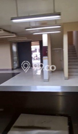 Ruko Disewa di Arcamanik, Bandung, LT 200m2 / LB 300m2 Ruko Disewa di Arcamanik, Bandung, LT 200m2 / LB 300m2