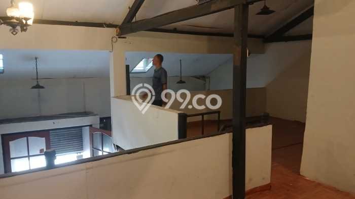 Ruko bagus disewakan di Bojongloa Kidul Bandung dengan LB 300m2 harga sewa terbaik Ruko bagus disewakan di Bojongloa Kidul Bandung dengan LB 300m2 harga sewa terbaik