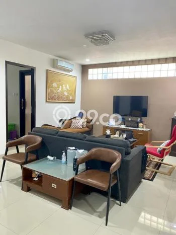 Hunian Cantik Modern Lb 140m2 di Batununggal, Bandung Hunian Cantik Modern Lb 140m2 di Batununggal, Bandung