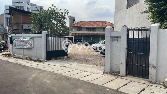 Tanah Kavling Dijual di Jakarta Selatan dengan Spesifikasi 971m2 Tanah Kavling Dijual di Jakarta Selatan dengan Spesifikasi 971m2