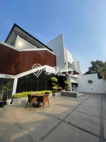 Dijual Rumah Premium dengan Fasilitas Sekitar Komplit di Tebet, Jakarta Selatan Dijual Rumah Premium dengan Fasilitas Sekitar Komplit di Tebet, Jakarta Selatan