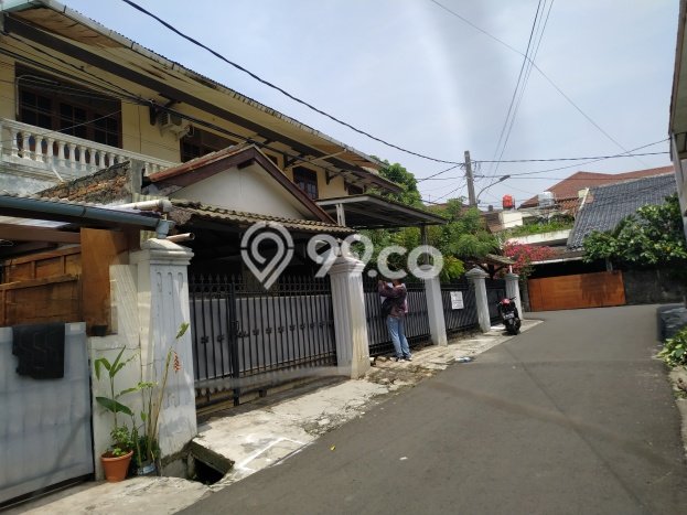 Rumah Eksklusif Dijual LT 240m2 di Kebayoran Baru, Jakarta Selatan Rumah Eksklusif Dijual LT 240m2 di Kebayoran Baru, Jakarta Selatan
