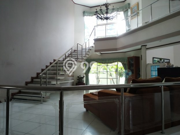 Dijual Rumah Luas Elegan Dengan View Cantik di Tanah Kusir, Jakarta Selatan Dijual Rumah Luas Elegan Dengan View Cantik di Tanah Kusir, Jakarta Selatan