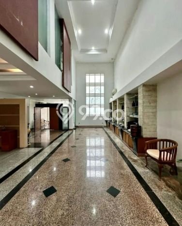 Hunian Mewah Siap Huni LT 567m2 di Kebayoran Baru, Jakarta Selatan Hunian Mewah Siap Huni LT 567m2 di Kebayoran Baru, Jakarta Selatan