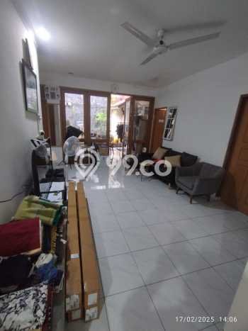 Dijual Rumah Mewah Elegan Dengan View Cantik di Bintaro, Jakarta Selatan Dijual Rumah Mewah Elegan Dengan View Cantik di Bintaro, Jakarta Selatan
