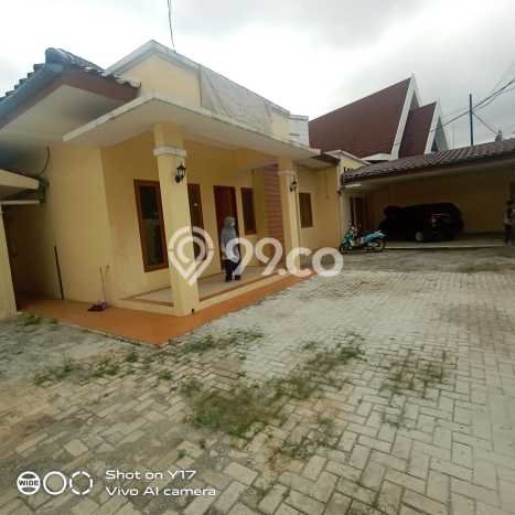 Jarang Ada! Rumah Kontrakan 4 Kamar Nyaman Siap Huni Pondok Indah Jarang Ada! Rumah Kontrakan 4 Kamar Nyaman Siap Huni Pondok Indah
