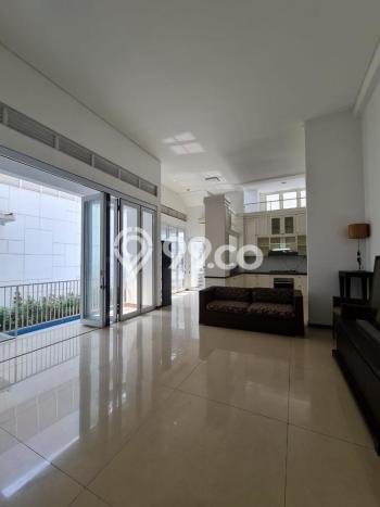 For Sale! Premium House LT 352m2 Desain Elegan di Pondok Indah For Sale! Premium House LT 352m2 Desain Elegan di Pondok Indah