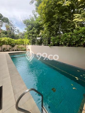 Disewakan Rumah Strategis LT 400m2 / LB 800m2 di Senopati, Jakarta Selatan Disewakan Rumah Strategis LT 400m2 / LB 800m2 di Senopati, Jakarta Selatan