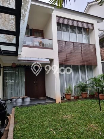 Rumah Elit Modern Tanpa Renovasi di Pondok Indah Jakarta Selatan Rumah Elit Modern Tanpa Renovasi di Pondok Indah Jakarta Selatan