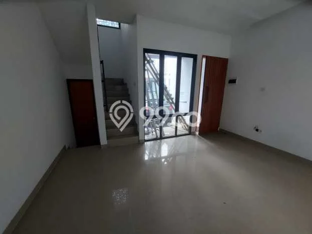 Rumah Luas Asri 2 KT Siap Pakai di Bintaro Tangerang Selatan Rumah Luas Asri 2 KT Siap Pakai di Bintaro Tangerang Selatan