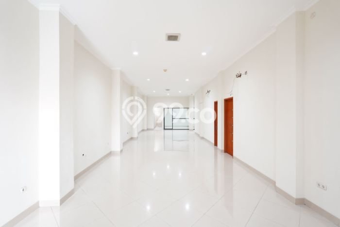 Unit Kantor Dijual di Cilandak Jakarta Selatan Luas Tanah 500m2, Luas Bangunan 578m2 Unit Kantor Dijual di Cilandak Jakarta Selatan Luas Tanah 500m2, Luas Bangunan 578m2