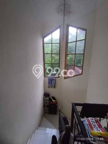 Dijual Rumah Mewah Elegan Dengan View Cantik di Bintaro, Jakarta Selatan Dijual Rumah Mewah Elegan Dengan View Cantik di Bintaro, Jakarta Selatan