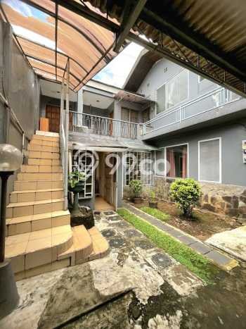 Ready to Use! Luxury House LT 650m2 Desain Modern di Senayan Ready to Use! Luxury House LT 650m2 Desain Modern di Senayan