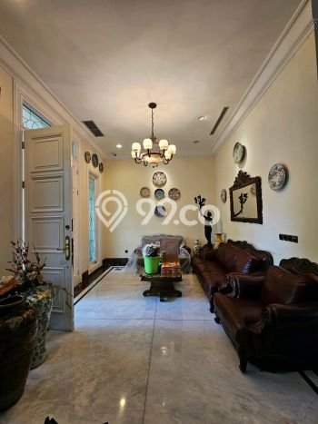 Dijual Rumah Luas Elegan Dengan View Eksklusif di Senopati, Jakarta Selatan Dijual Rumah Luas Elegan Dengan View Eksklusif di Senopati, Jakarta Selatan
