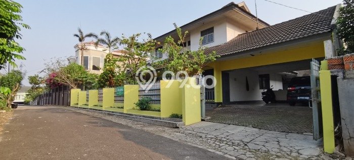Siap Huni Hunian Elit 8 Kamar di Jagakarsa Dekat ke Mana Saja Siap Huni Hunian Elit 8 Kamar di Jagakarsa Dekat ke Mana Saja