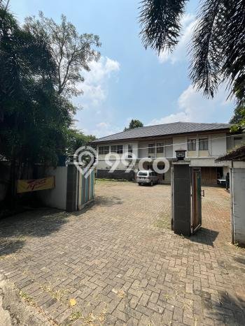 Jual Rumah Mewah Megah Dengan View Eksklusif di Pondok Labu, Jakarta Selatan Jual Rumah Mewah Megah Dengan View Eksklusif di Pondok Labu, Jakarta Selatan