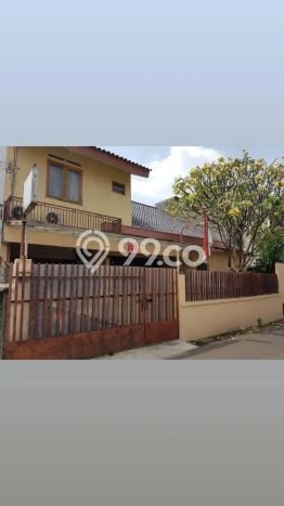 Rumah Eksklusif Siap Huni LT 237m2 di Kebayoran Baru, Jakarta Selatan Rumah Eksklusif Siap Huni LT 237m2 di Kebayoran Baru, Jakarta Selatan