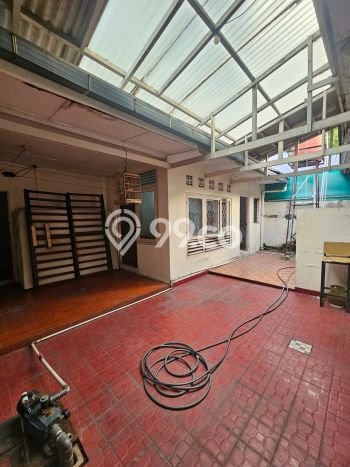 Rumah Luxury Modern Tanpa Renovasi di Gandaria Jakarta Selatan Rumah Luxury Modern Tanpa Renovasi di Gandaria Jakarta Selatan