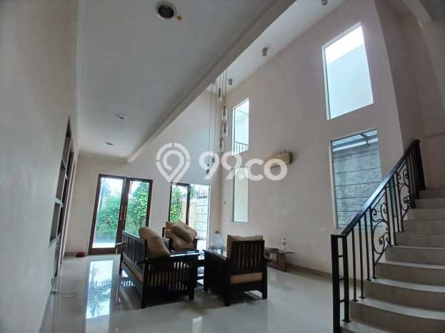 Rumah Luxury Modern Tanpa Renovasi di Kemang Jakarta Selatan Rumah Luxury Modern Tanpa Renovasi di Kemang Jakarta Selatan