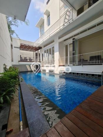 For Sale! Premium House LT 352m2 Desain Elegan di Pondok Indah For Sale! Premium House LT 352m2 Desain Elegan di Pondok Indah