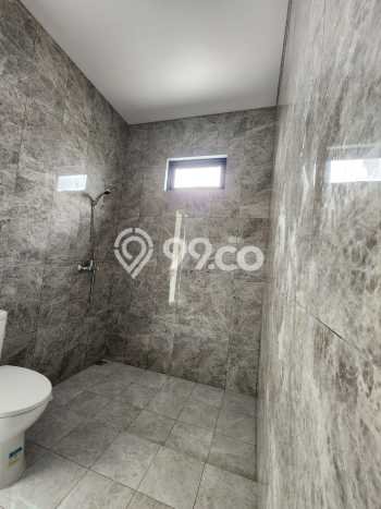 Rumah Luxury Modern Siap Huni di BSD Eminent Tangerang Rumah Luxury Modern Siap Huni di BSD Eminent Tangerang
