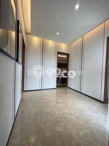 For Sale! Luxury House LT 180m2 Desain Modern di BSD City For Sale! Luxury House LT 180m2 Desain Modern di BSD City