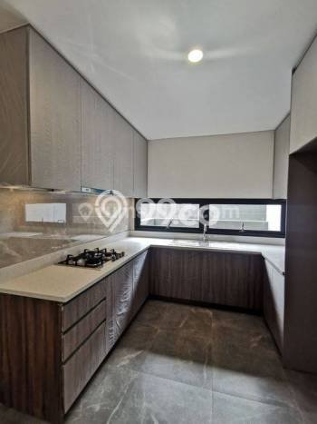 Ready to Use! Premium House LT 414m2 Desain Modern di BSD Ready to Use! Premium House LT 414m2 Desain Modern di BSD