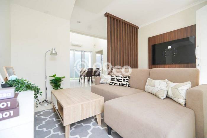 Rumah Luxury Modern Siap Huni di BSD Eminent Tangerang Rumah Luxury Modern Siap Huni di BSD Eminent Tangerang
